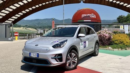 Kia e-Niro monta una batteria da 64 kWh