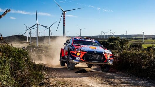 Il suggestivo scenario del Rally Italia Sardegna in una foto Hyundai Motorsport dell’edizione 2020