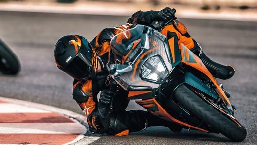 Il design delle Ktm RC è tutto nuovo e la ciclistica più matura