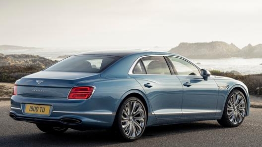 La Flying Spur sarà la prima Mulliner disponibile con unità di potenza ibrida plug-in