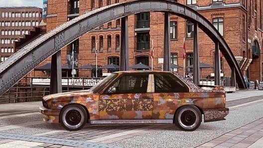 Bmw Art Car, un progetto nato già nel 1975. Qui la realizzazione di Michael Jagamara Nelson