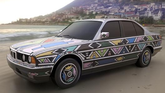 La realizzazione di Esther Mahlangu sulla base di una Bmw 525i del 1991