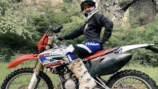 La moto da cross è una passione fin da ragazzina