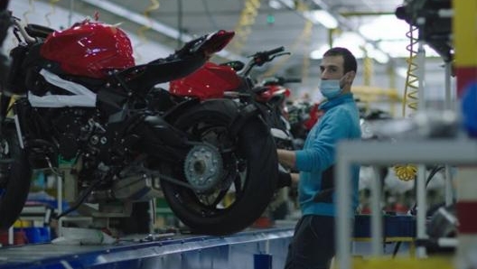 Un frame di You See a Bike, il documentario che racconta il marchio MV Agusta