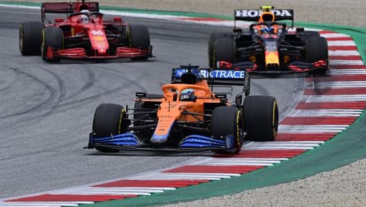 Ricciardo, Perez e Leclerc. Afp