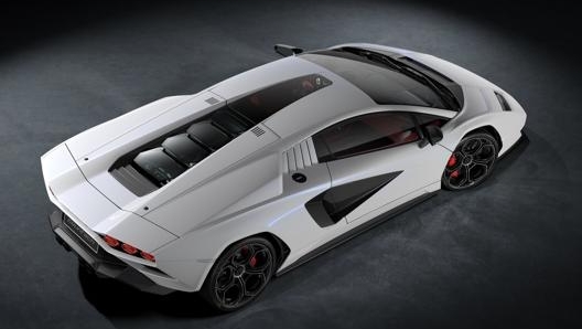 La forma a “periscopio” della prima Countach reinterpretata dalla Lpi 800-4