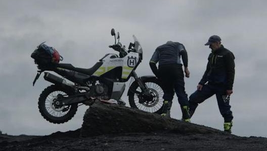 I protagonisti del video pubblicato da Husqvarna sono Cyril Despres e Mike Horn