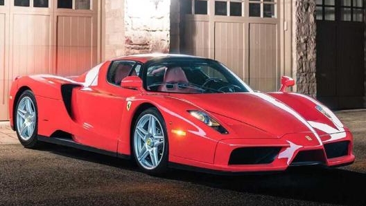 La Ferrari Enzo stupisce ancora per il suo stile unico