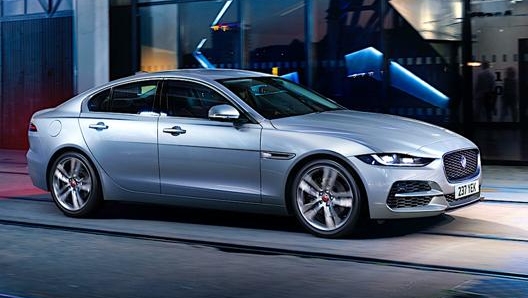 L'elegante berlina britannica può essere tua grazie alla speciale formula leasing Jaguar Jump+ a partire da 350 euro al mese