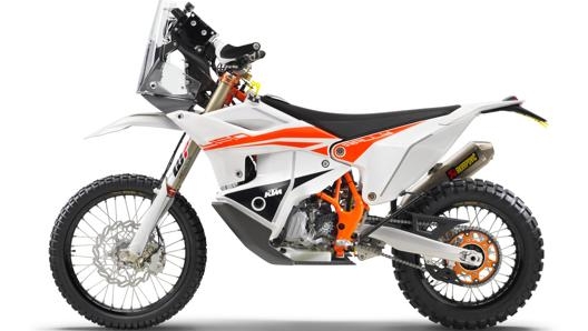 La Ktm 450 Rally Factory Replica è stata sviluppata dai piloti Toby Price, Matthias Walkner e Sam Sunderland