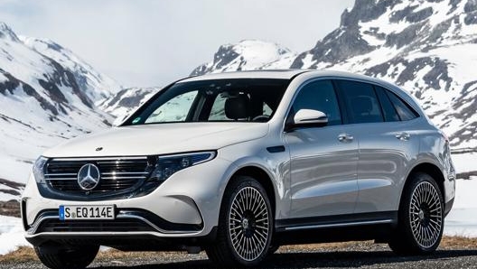 Il Suv elettrico, primo modello dell’ormai ampia gamma EQ, Mercedes EQ, è disponibile con formula FreeLease