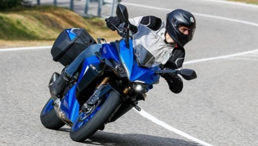 Alla guida della nuova Suzuki Gsx-S1000GT