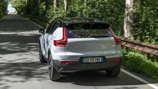 Come ogni Volvo, la velocit massima  autolimitata a 180 km/h