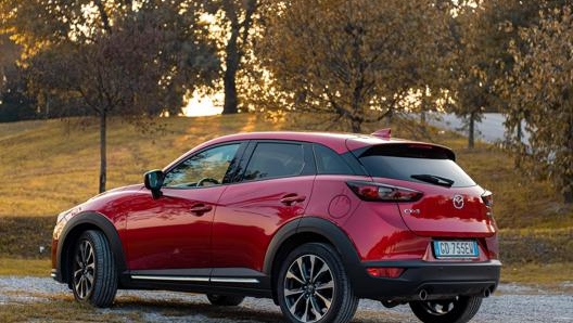 Mazda CX-3 è lunga 4.27 metri, larga 2.04 e alta 1.53