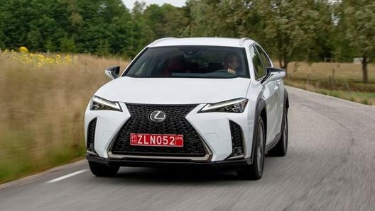 La Lexus UX Hybrid  in offerta a ottobre 2021