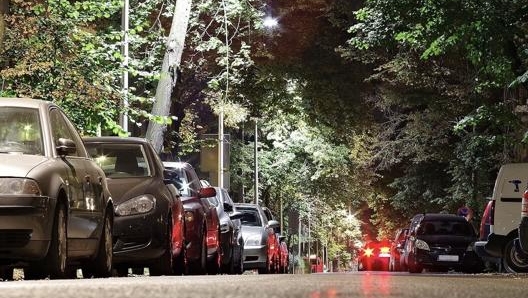 Il divieto di sosta per la pulizia delle strade sospeso in alcune grandi citt dItalia