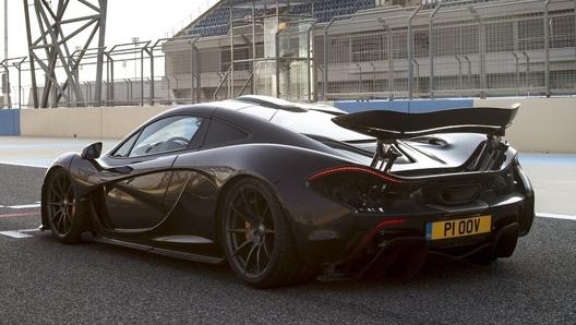 L’ala retrattile posteriore, un caratteristica della McLaren P1