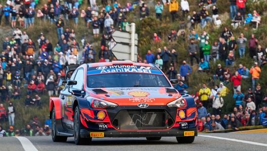 Dani Sordo al volante di Hyundai i20 Coupé