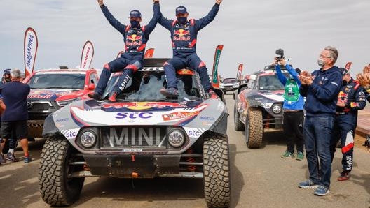 Peterhansel e    Edouard Boulanger, vincitori della Dakar 2021