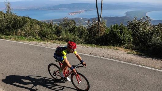 Due le opzioni per gli appassionati di bici: cronoscalata agonistica (9,6 km) e Randonnee in e-bike amatoriale (10 o 20 km)