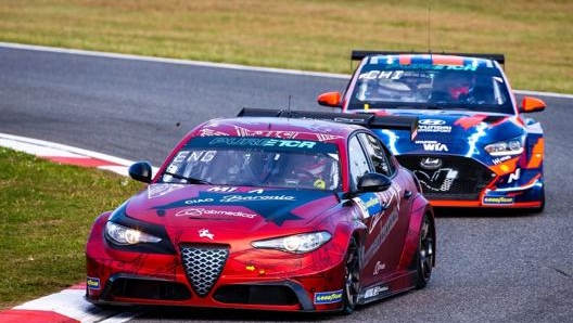 La Giulia elettrica di Romeo Ferraris sul circuito di Pau-Arnos