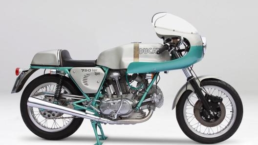 La 750 SS del 1974, erede diretta della moto portata in trionfo da Paul Smart alla 200 Miglia di Imola 1972