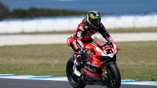 Troy a Phillip Island con la 1199 Panigale, nel corso della sua wild card datata 2015