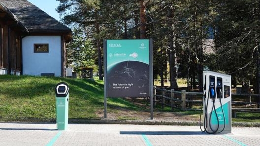 La stazione di ricarica a Santa Maria Maggiore in Val Vigezzo