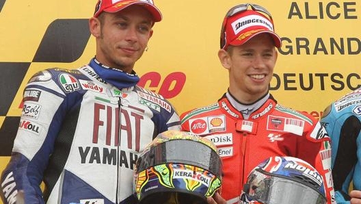 Rossi con Casey Stoner. Lapresse