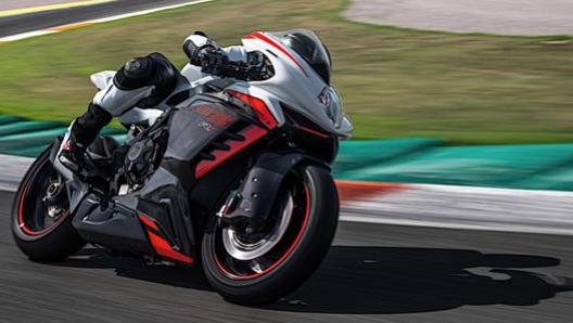 La nuova MV Agusta F3 RR in azione