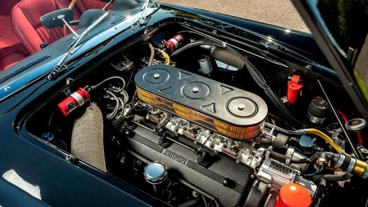 Il motore dell’auto sarà un V12 a scelta tra 3, 3,5 e 4 l, abbinato a un cambio a quattro o cinque rapport