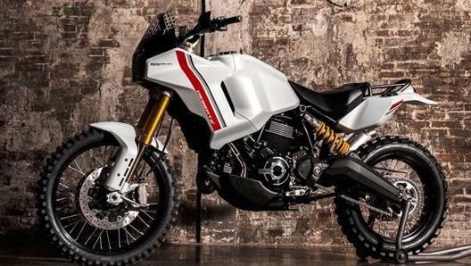 Un’altra foto del concept su base Scrambler che anticipava alcune linee e concetti che ritroveremo nella Ducati DesertX 2022