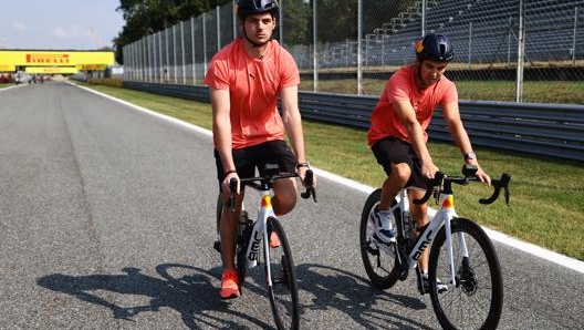 Allenamento in bici a Monza per Max Verstappen e Sergio Perez. Getty