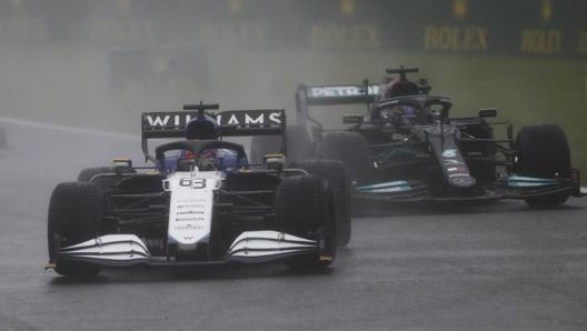 A Spa Russell ha tenuto dietro Hamilton. Epa