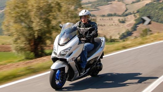 Il Suzuki Burgamn 400, giunto alla quarta generazione