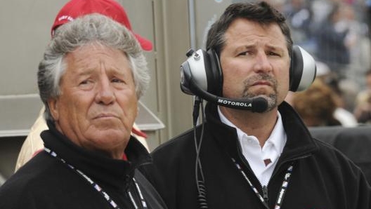 Da sinistra Mario e Michael Andretti. Ap