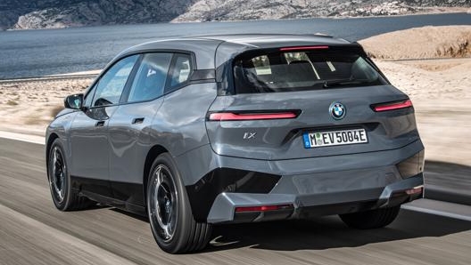 Il design evolve ulteriormente  lo stile dei modello Bmw più recenti