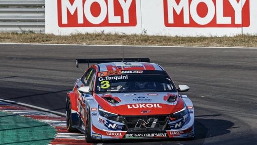 Gabriele Tarquini con la Hyundai