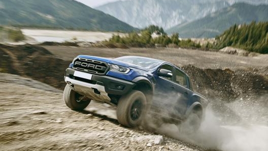 Il Ford Ranger Raptor è un eccezionale mezzo da lavoro e altresì un divertente veicolo per il fuoristrada