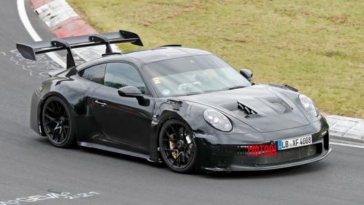 La Porsche 911 GT3 RS paparazzata al Nurburgring