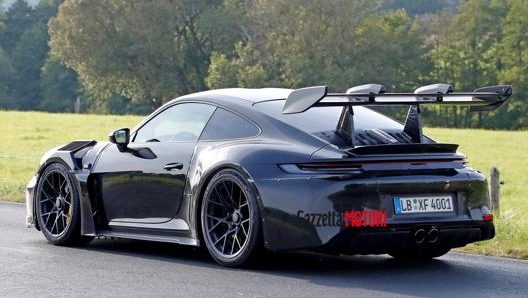 L'enorme ala posteriore della 911 GT3 RS