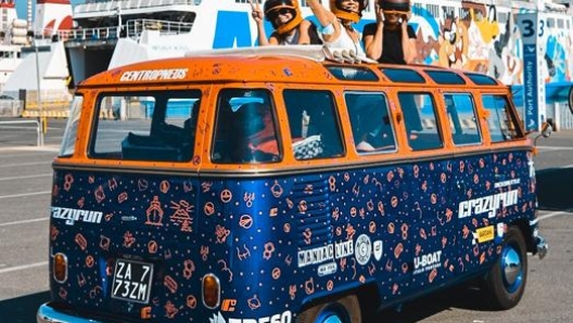 Tra i partecipanti alla Crazyrun anche un Volkswagen T1 del 1963