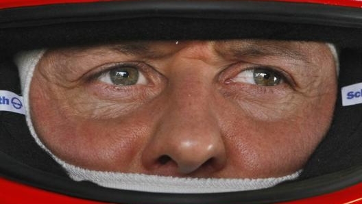 "Schumacher" è un racconto sincero che si innesta nel filone di storie sportive che Netflix ha deciso di portare sul piccolo schermo