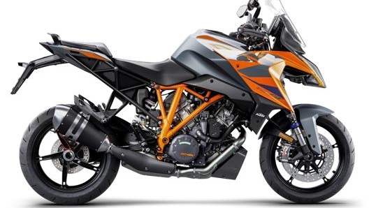 La Ktm Super Duke GT 2022 monta forcella WP Apex