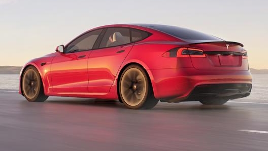 La potenza di picco della Model S Plaid è di 1020 Cv