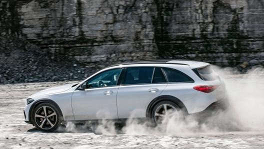 La vettura è in grado di affrontare una guida in Offroad anche ad andatura decisa