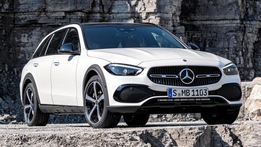 Mercedes C All Terrain è in listino a partire da 58.603 euro