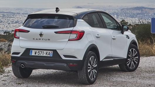 Il nuovo Renault Captur E-tech Hybrid 145 è equipaggiato con un sistema full hybrid