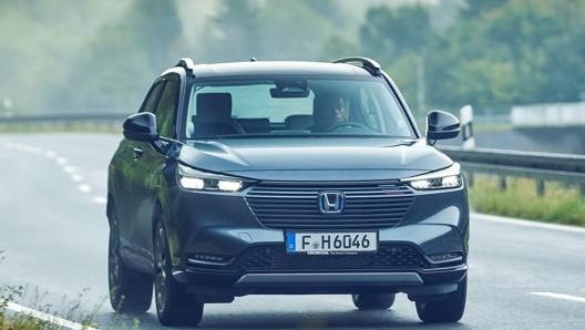 Cuore della dotazione di sicurezza della HR-V è l’Honda Sensing, che utilizzata una telecamera grandangolare, radar e sensori per gestire gli Adas