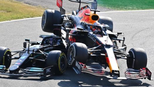 L'incidente fra hamilton e Verstappen a Monza. Getty